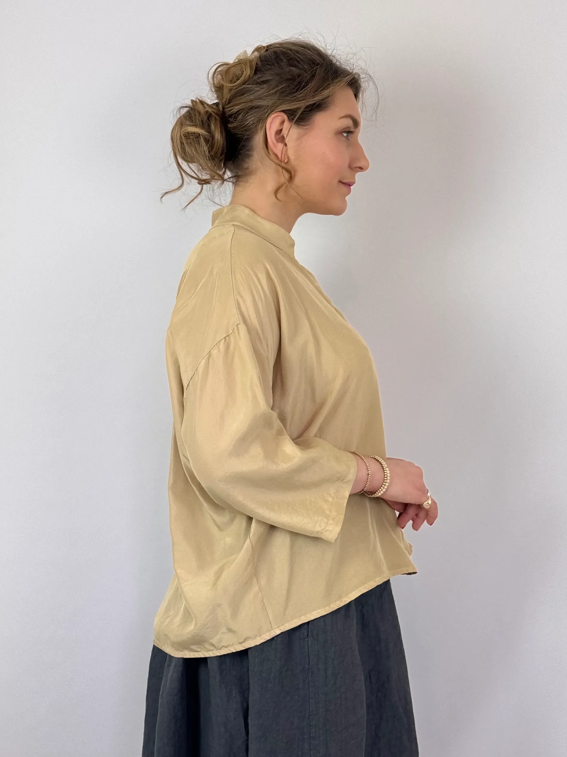 Aequamente 126 Blouse Juta