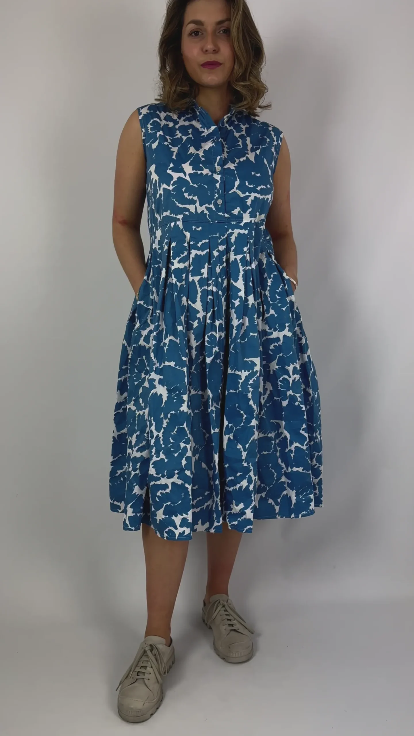 Aequamente 136 Dress Flowers