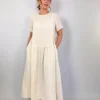 Apuntob 1649 Dress Milk Sand