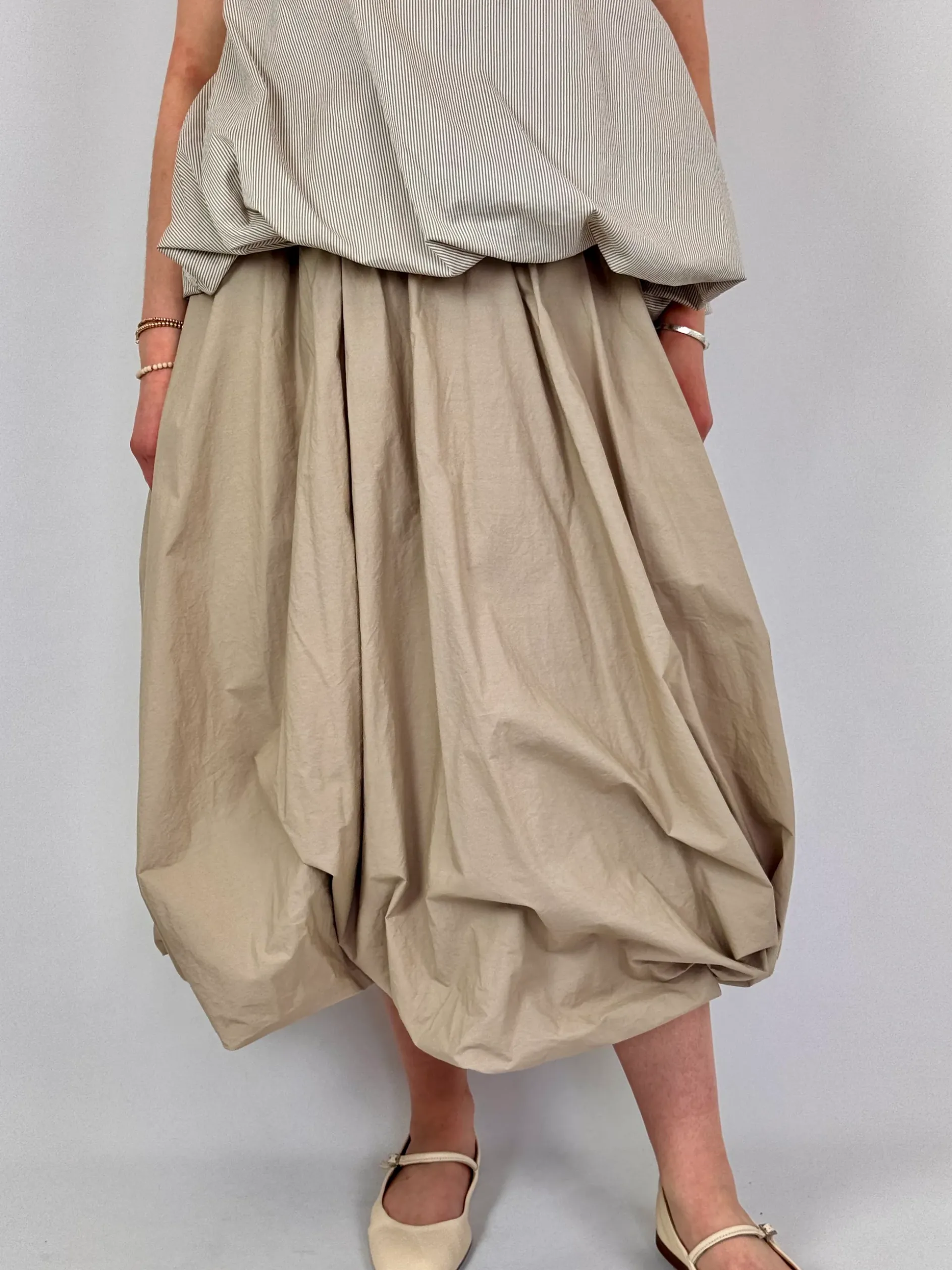 Apuntob 1925 Skirt Sand