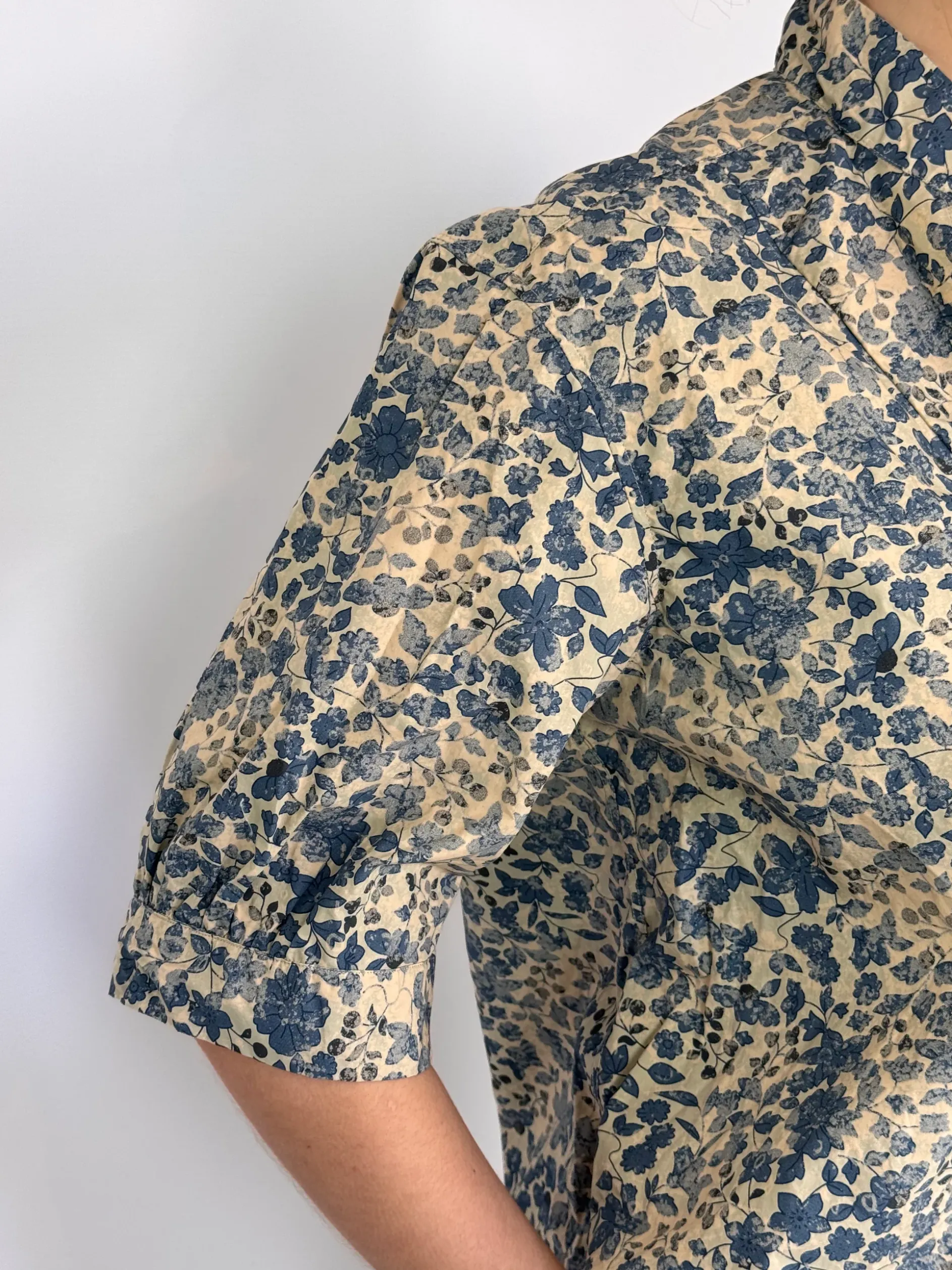 Bergfabel Vera Shirt Flower