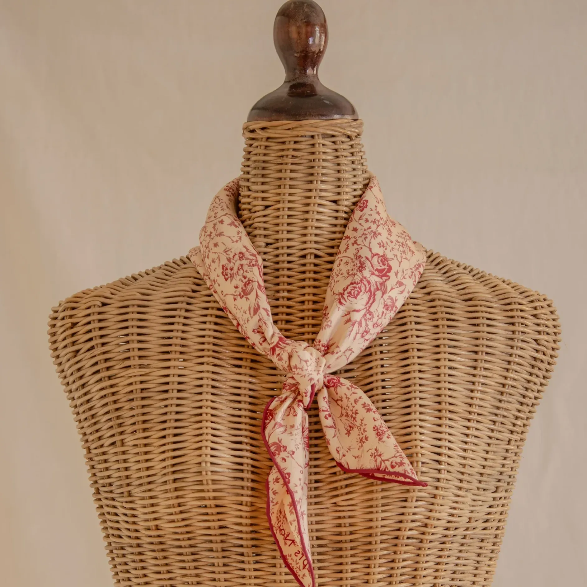 Tapis Noir Small Classical Pink Toile Scarf