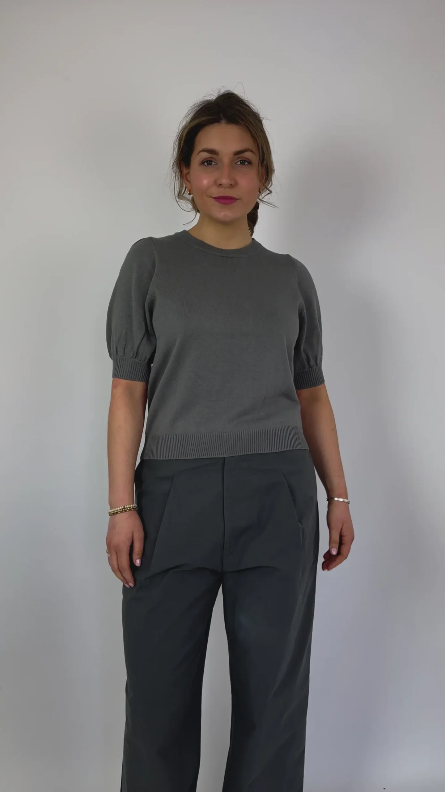 Vic & Bert Wallis Top Grey